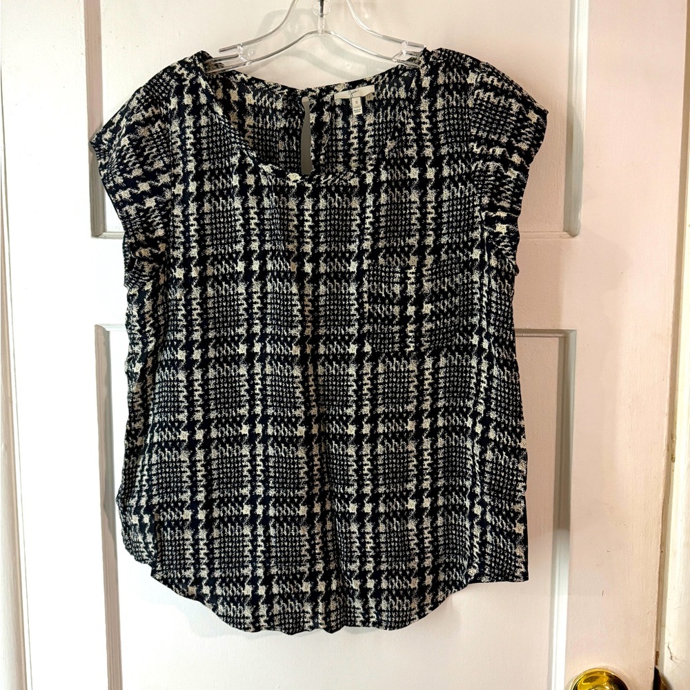 Joie silk tee, size small